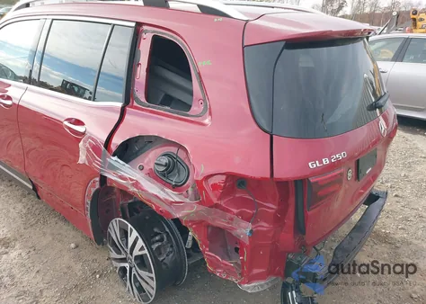 2024 Mercedes-Benz Glb 250 4Matic from USA, damaged, VIN W1N4M4HB3RW370008